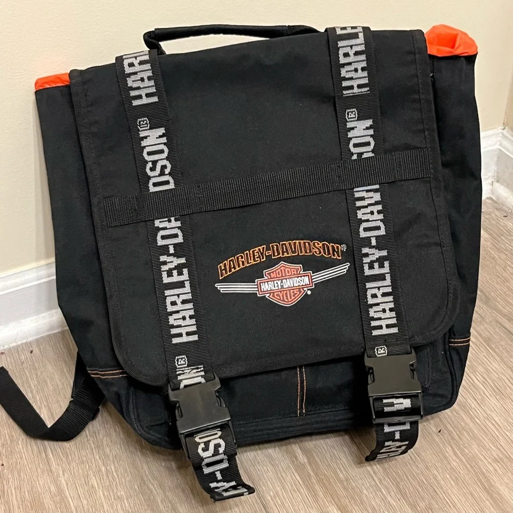 Harley Davidson Black Drawstring Backpack with Cover Flap - Picture 1 of 6